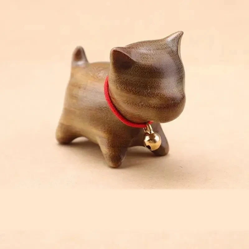 Wooden Cat Figurine [HEART MELTING]